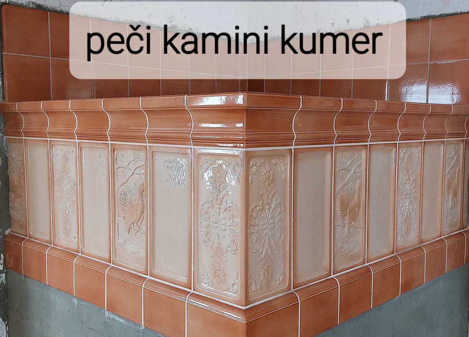Ročno izdelana peč iz dekorativnih pečnic